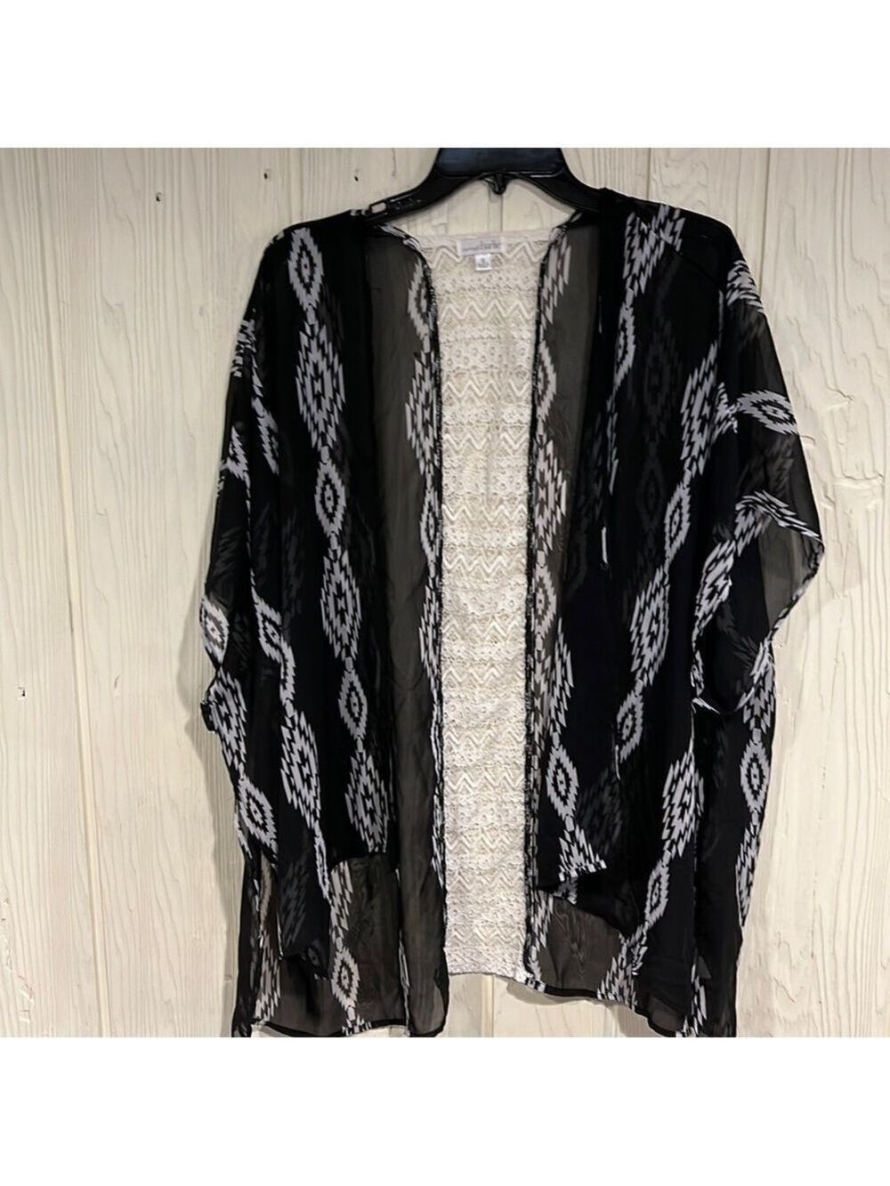 Charming Charlie Black White Kimono Small
